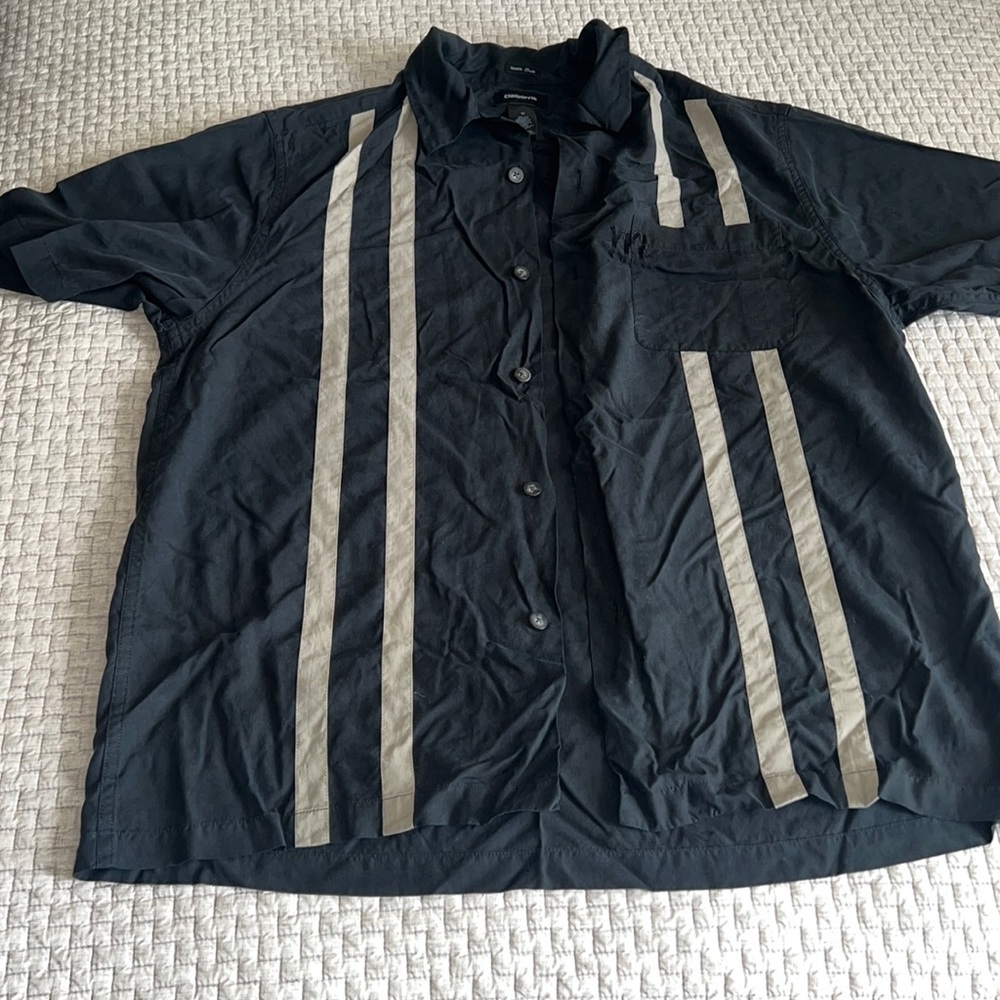 Men’s silk button down. Size M